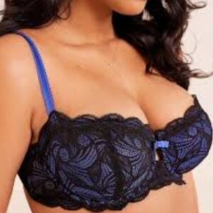 Adore Me Lace Underwire Bra - Black and Blue
